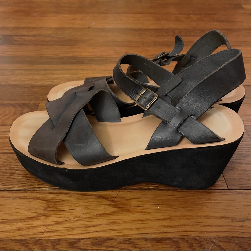 Kork-Ease platform black leather walking sandals
